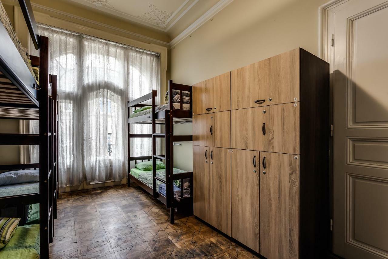 Leosphere Hostel 利沃夫 外观 照片