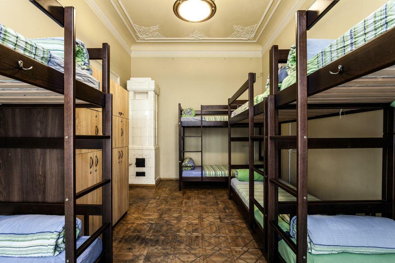 Leosphere Hostel 利沃夫 外观 照片