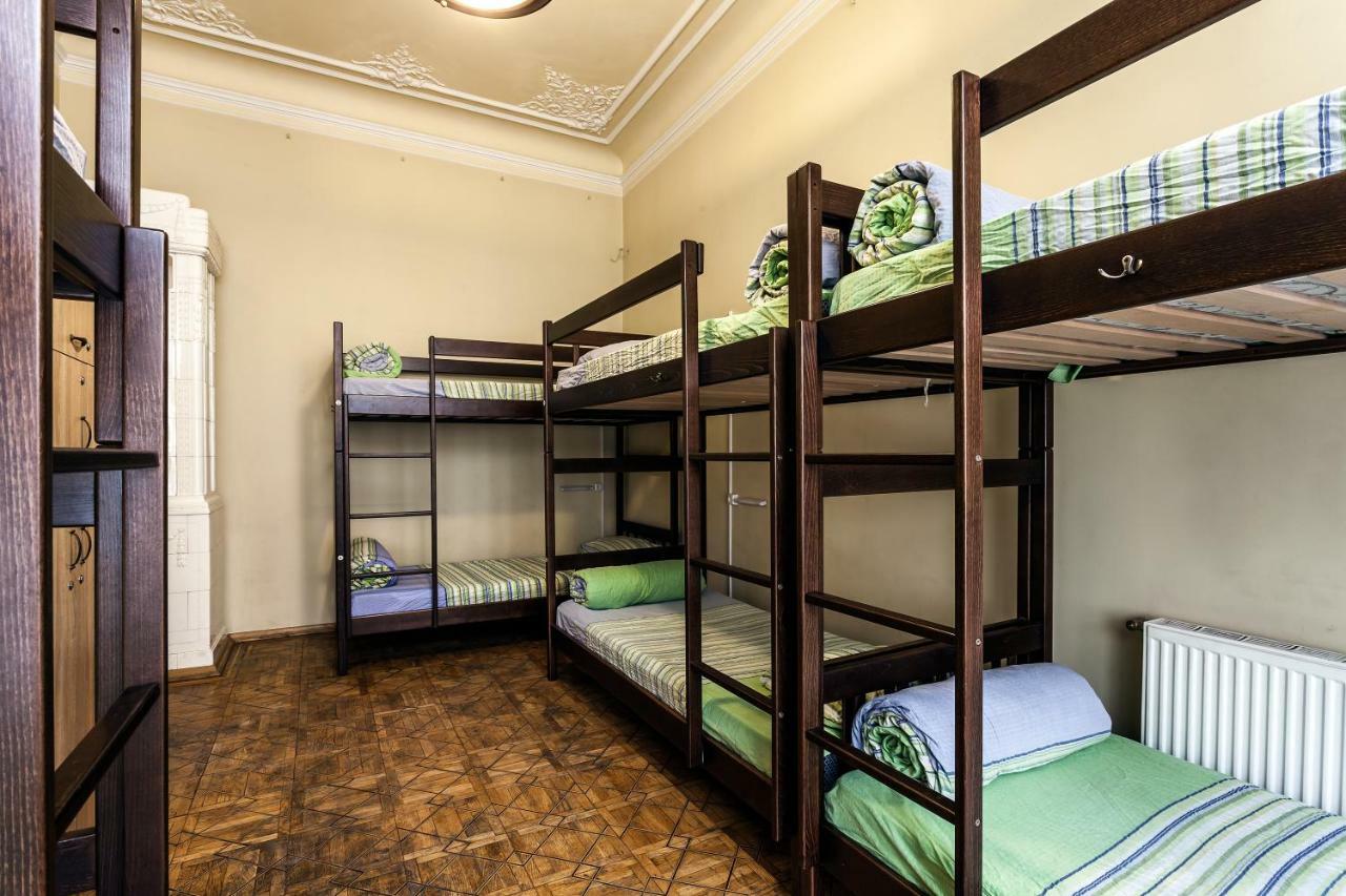 Leosphere Hostel 利沃夫 外观 照片