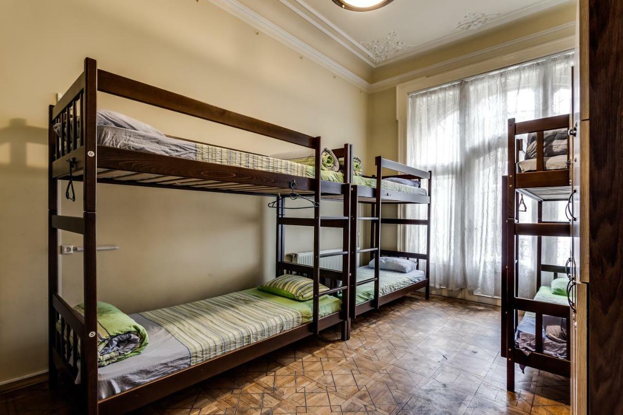Leosphere Hostel 利沃夫 外观 照片