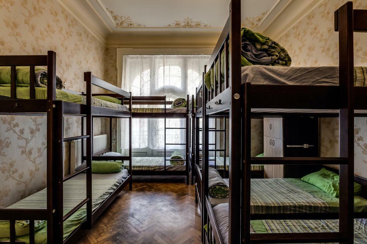 Leosphere Hostel 利沃夫 外观 照片