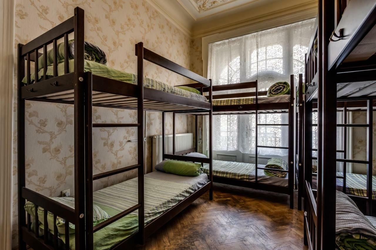 Leosphere Hostel 利沃夫 外观 照片